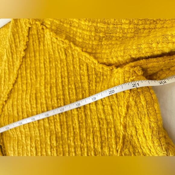 ✨ Two by Vince Camuto ✨ Yellow Cardigan - Picture 11 of 12